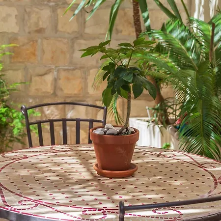 Mike Макарська