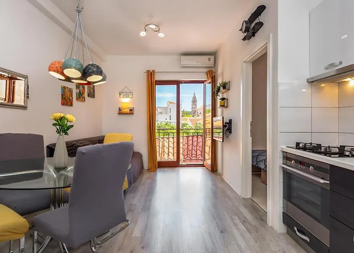 Mike Apartment Makarska