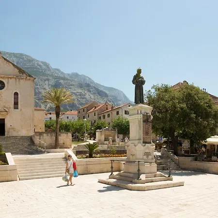 Mike * Makarska